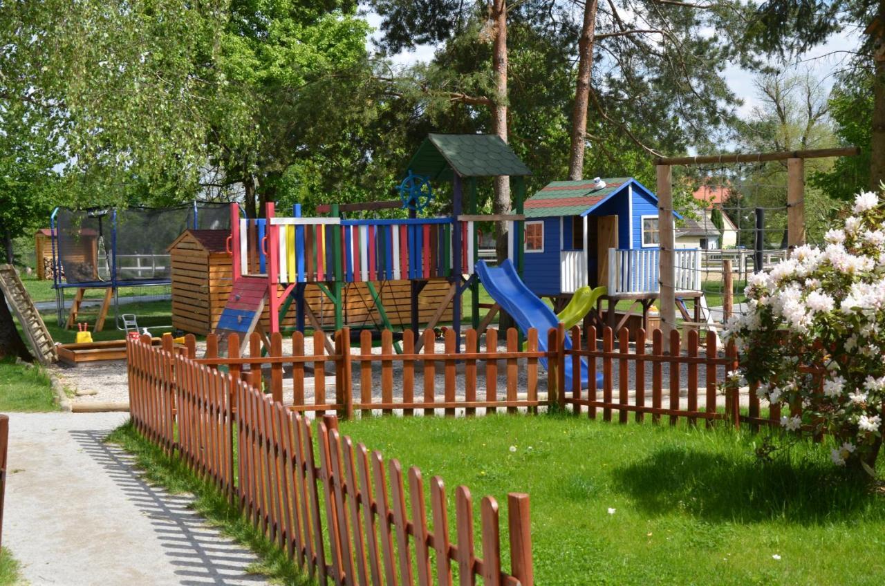 Apartmany Kojakovice - Trebon Jílovice Exterior foto